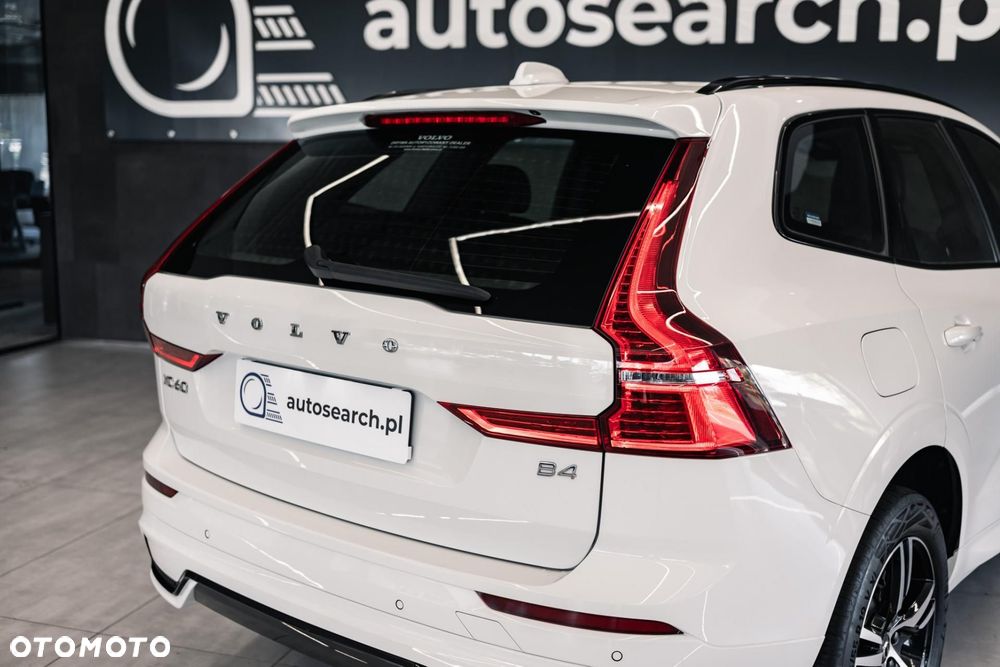 Volvo XC 60 B4 D R-Design - 40