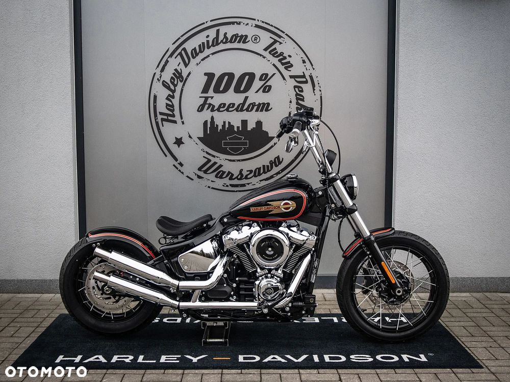 Harley-Davidson Softail Street Bob - 1