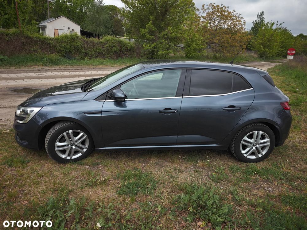 Renault Megane 1.6 SCe Life - 9