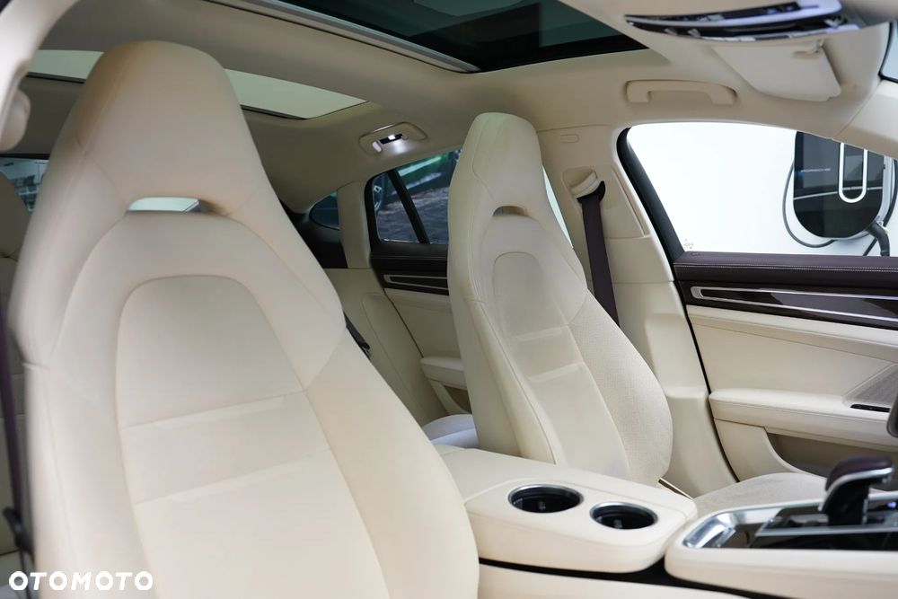 Porsche Panamera 4S Diesel - 33