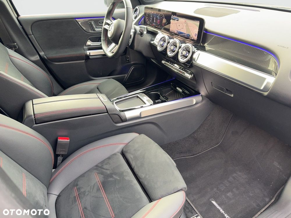 Mercedes-Benz GLB 200 AMG Line 7G-DCT - 22