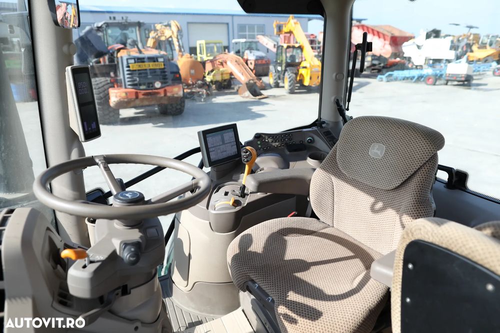 John Deere 6120 R - 18