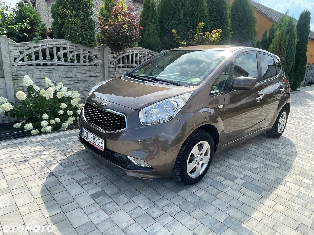 Kia Venga - 8