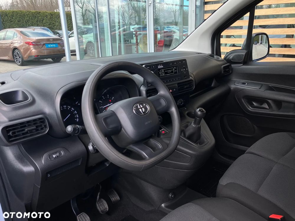 Toyota PROACE CITY - 34