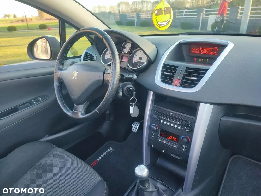 Peugeot 207 CC - 25