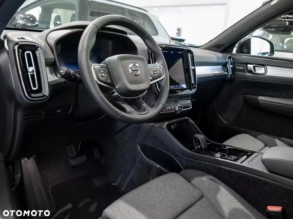 Volvo XC 40 B4 B AWD DKG RDesign - 14