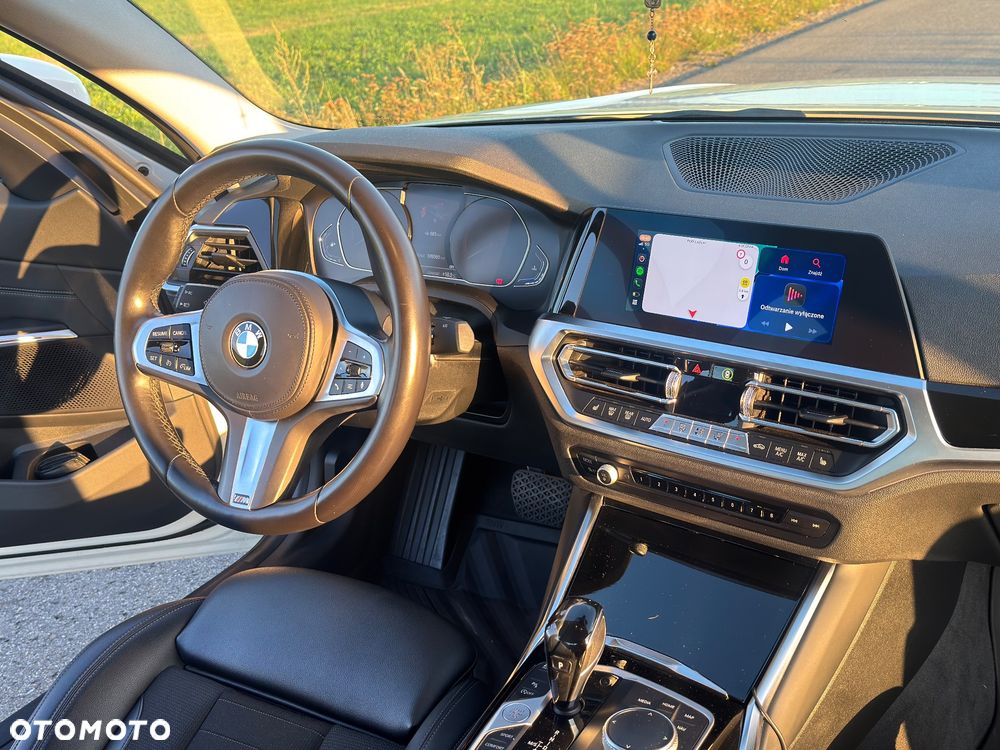 BMW Seria 3 318i Sport Line sport - 27