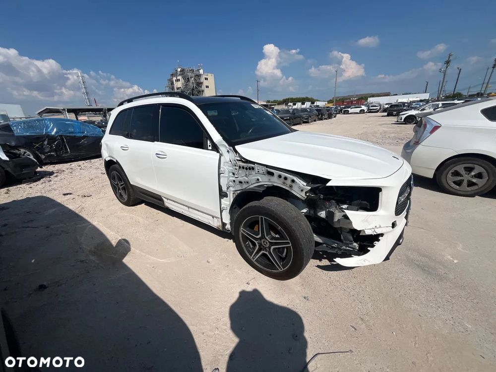 Mercedes-Benz GLB - 5