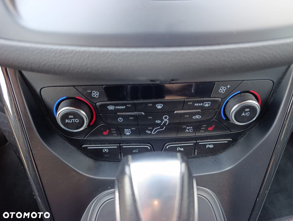 Ford Kuga 2.0 EcoBoost AWD ST Line ASS GPF - 16