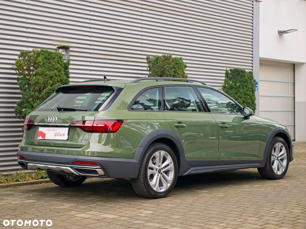 Audi A4 Allroad - 12