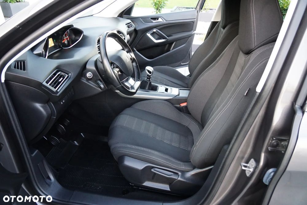 Peugeot 308 BlueHDi FAP 120 Stop&Start Allure - 29