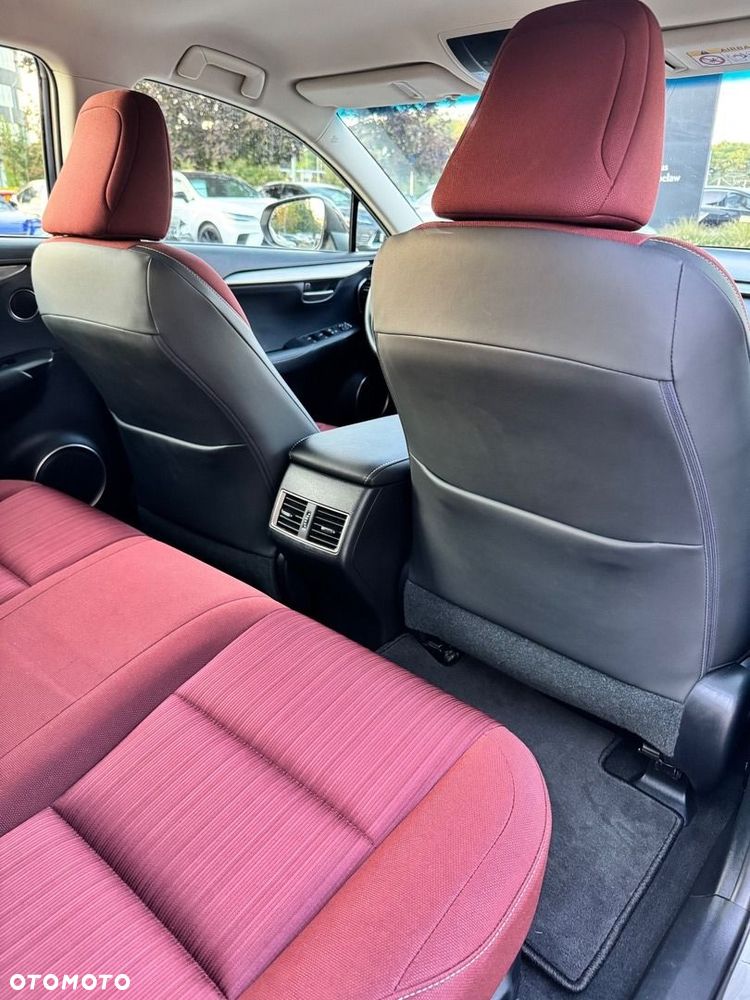 Lexus NX 300h Elite AWD - 21