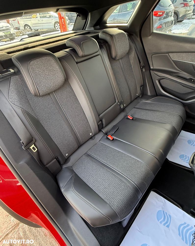 Peugeot 3008 1.6 THP EAT6 GT-Line - 22