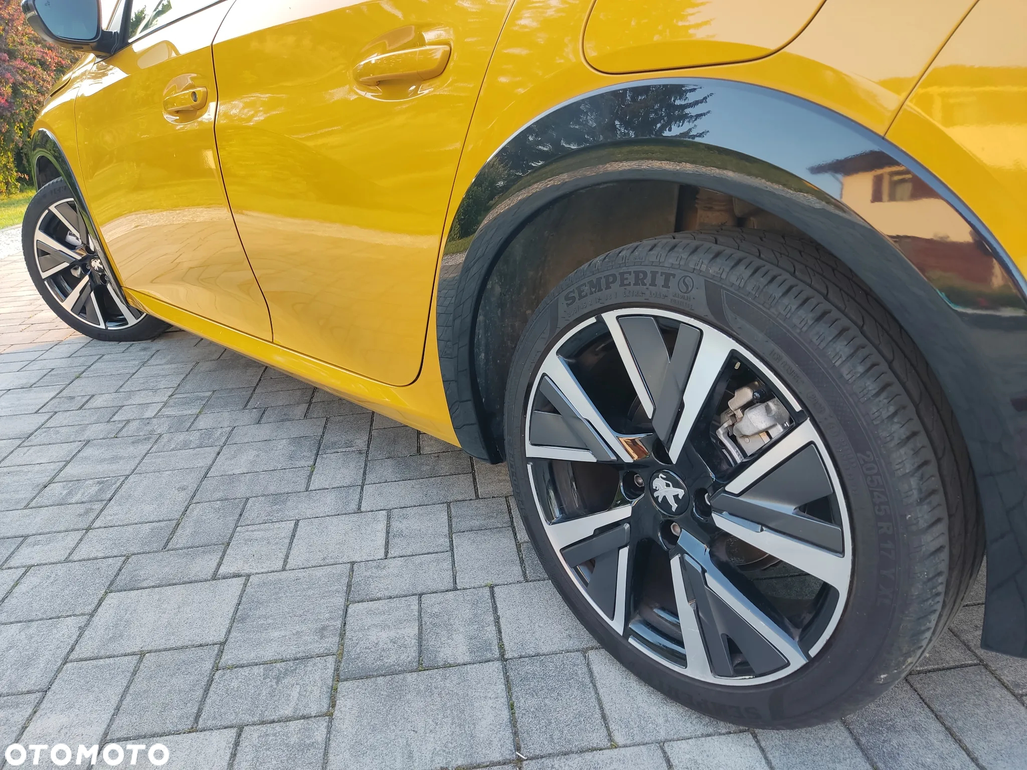 Peugeot 208 1.5 BlueHDi GT S&S - 6