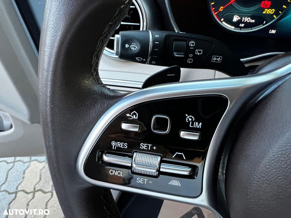 Mercedes-Benz GLC 300 de 4Matic 9G-TRONIC Exclusive - 23