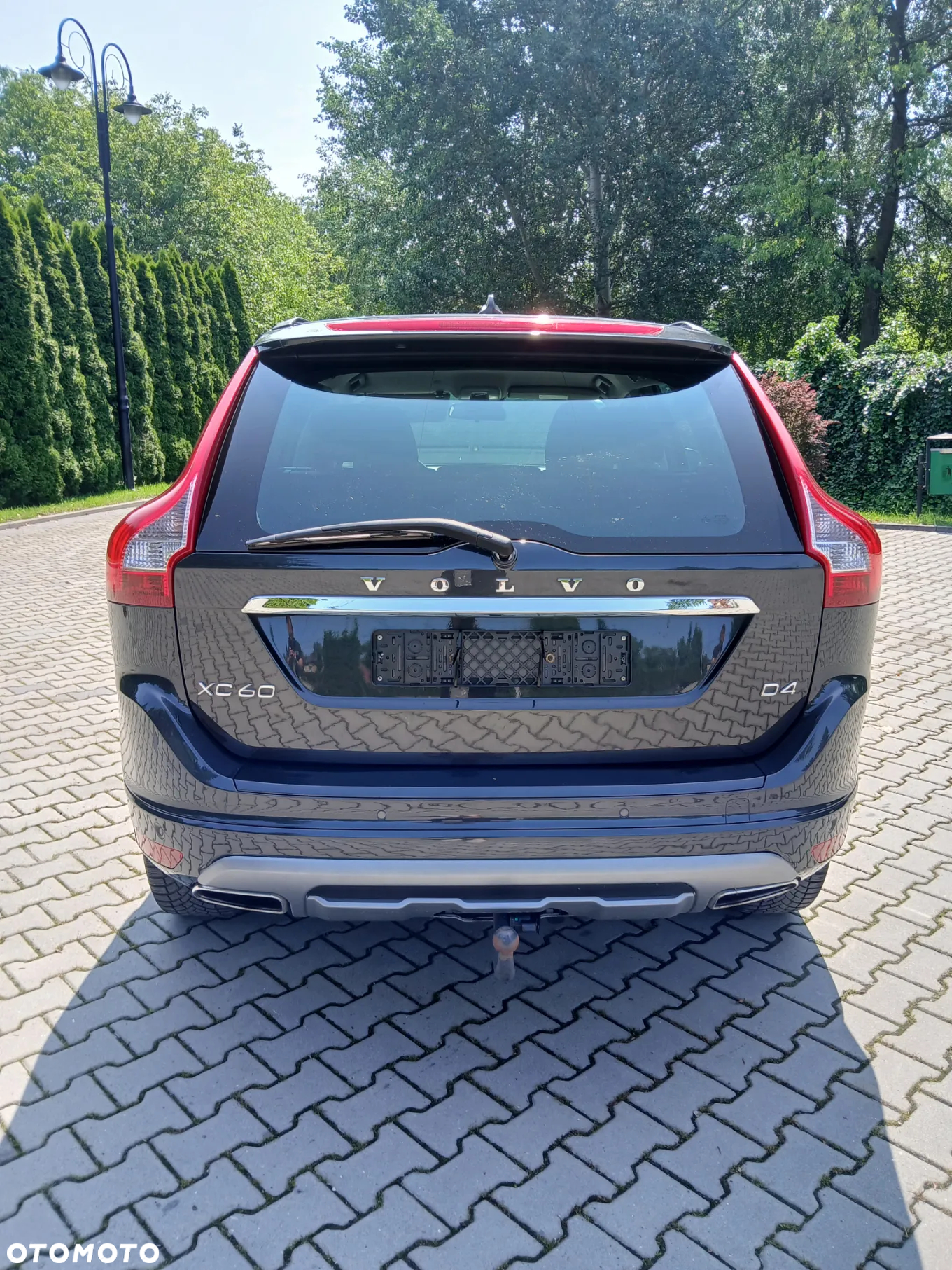 Volvo XC 60 D4 Drive-E Momentum - 3