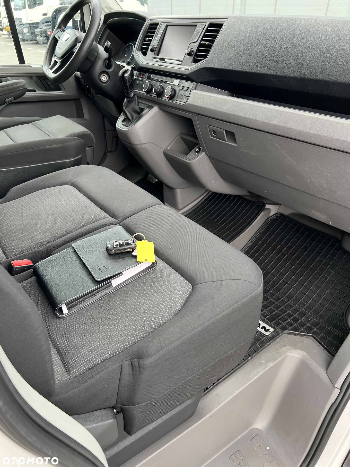 Volkswagen Crafter, Man TGe - 15