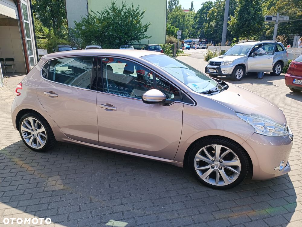 Peugeot 208 1.6 VTi Allure - 10