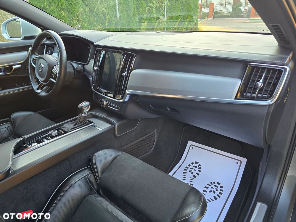 Volvo V90 D4 Geartronic R Design - 25