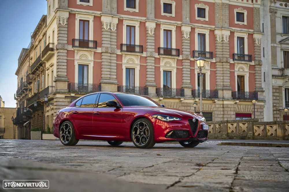 Alfa Romeo Giulia 2.2 D Sprint AT8