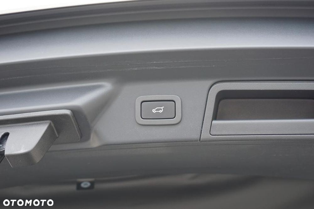 Land Rover Range Rover Velar 2.0 Si4 GPF R-Dynamic HSE - 18