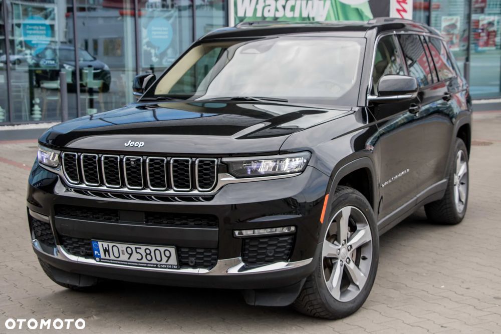 Jeep Grand Cherokee - 36