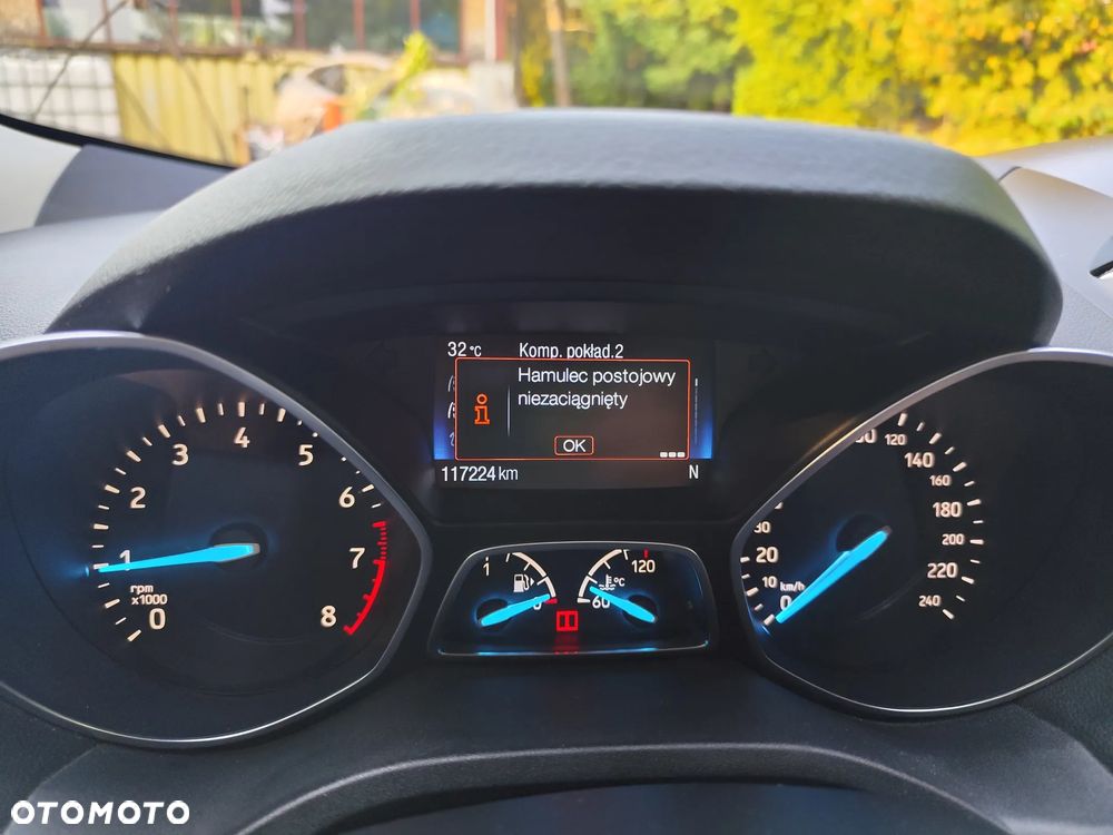 Ford Kuga - 23