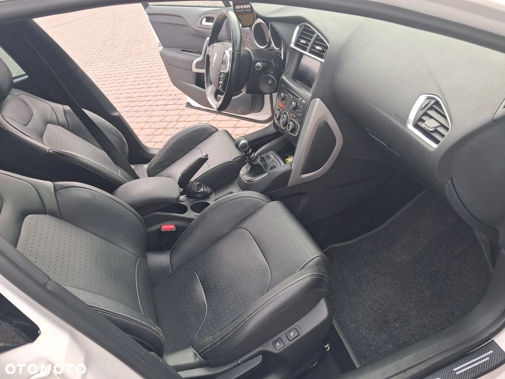 Citroën DS4 BlueHDi 120 S&S SoChic - 7