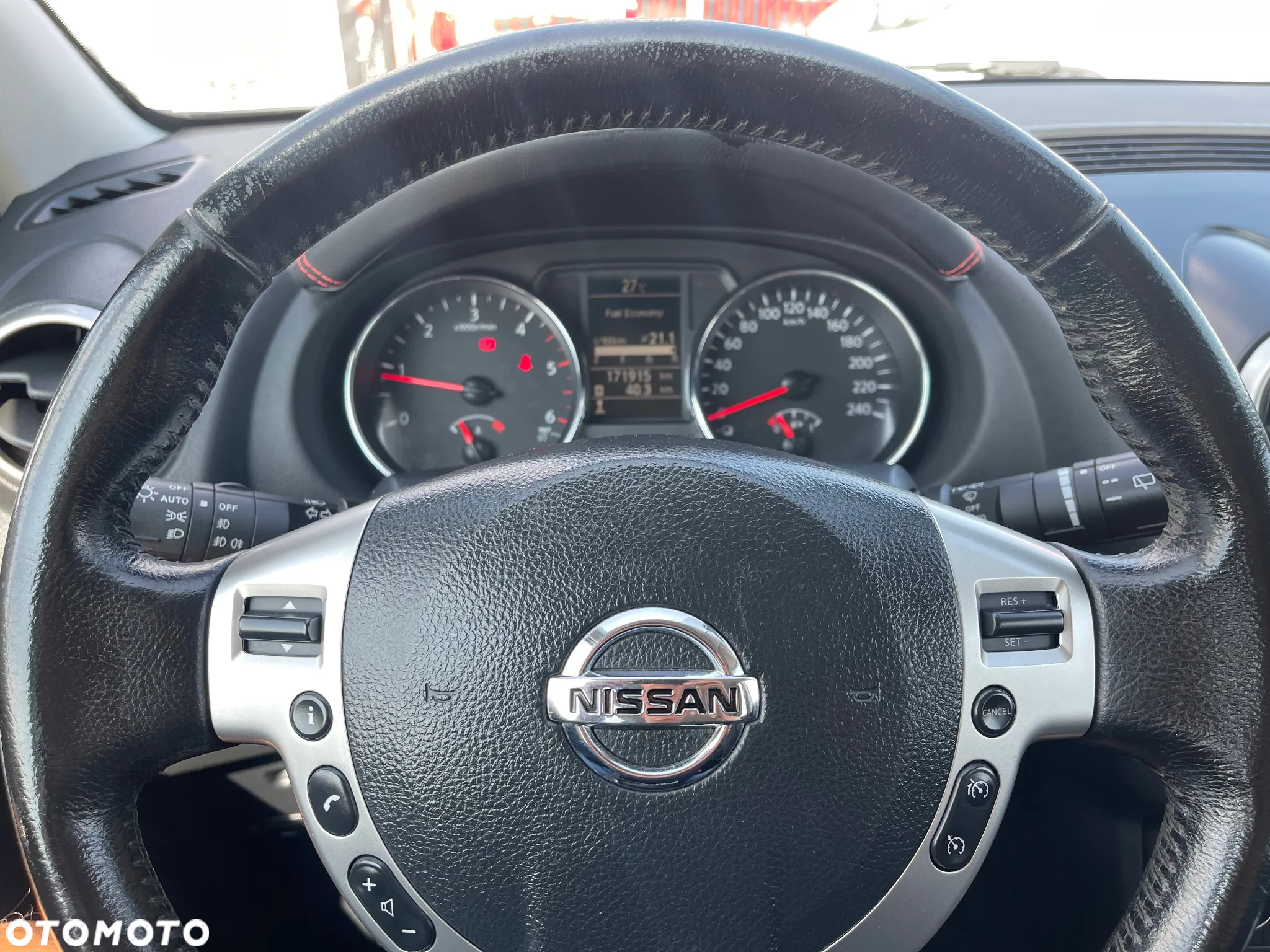 Nissan Qashqai+2 - 9