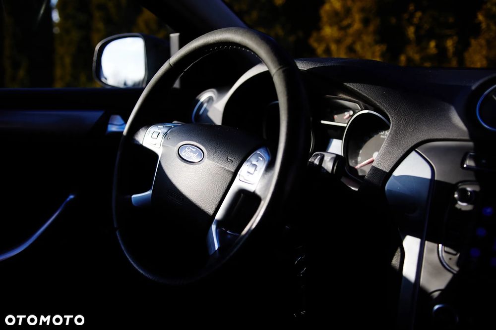 Ford Mondeo 2.0 TDCi Titanium - 26