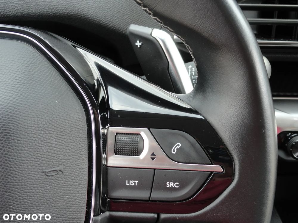 Peugeot 3008 BlueHDi 130 Stop & Start EAT8 Allure - 19