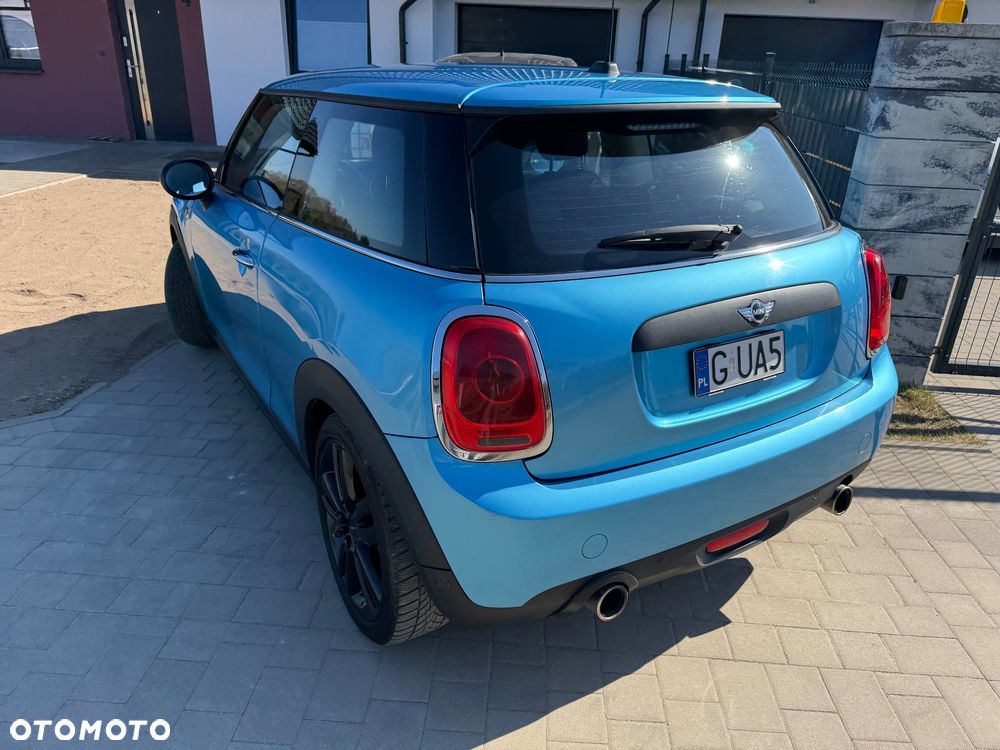 MINI ONE Blackyard - 22