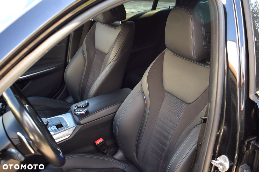BMW Seria 3 320d xDrive M Sport sport - 22