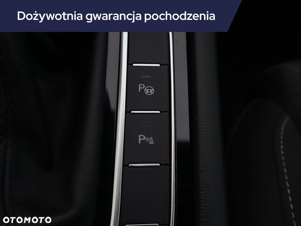 Volkswagen Passat - 25