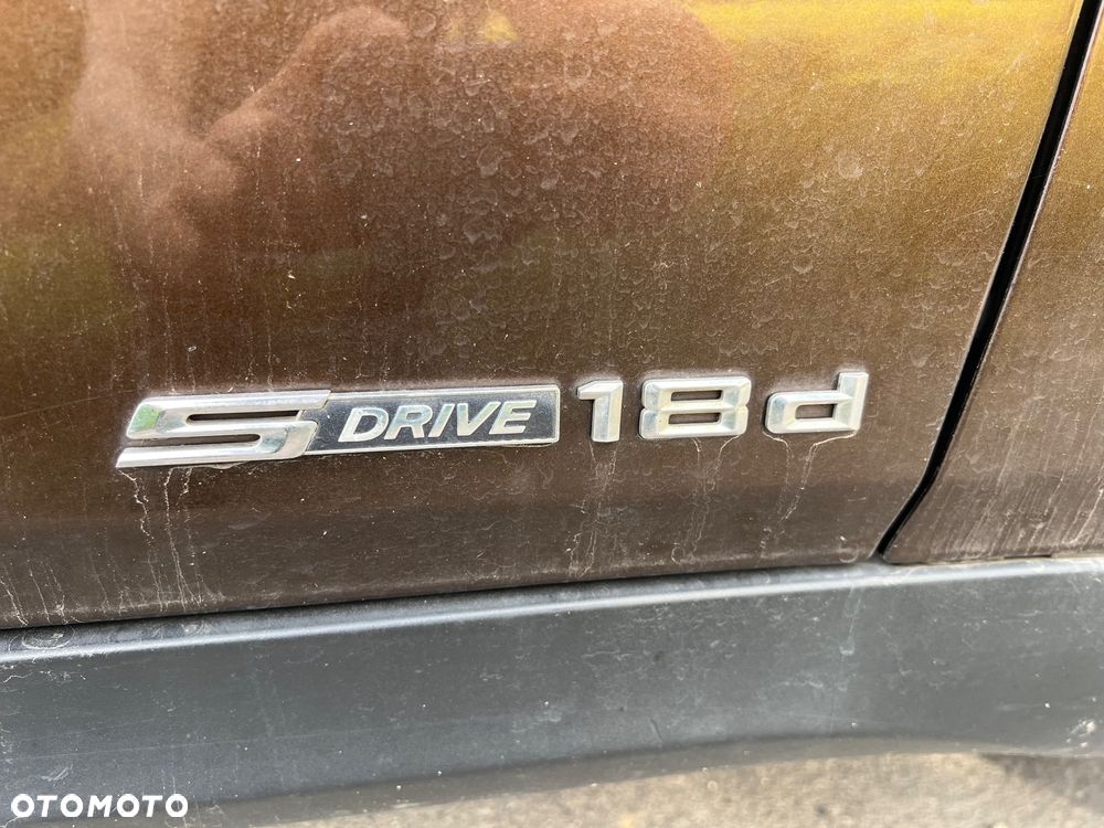 BMW X1 sDrive18d xLine - 22