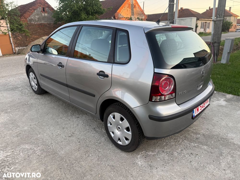 Volkswagen Polo 1.2 Attractive - 3