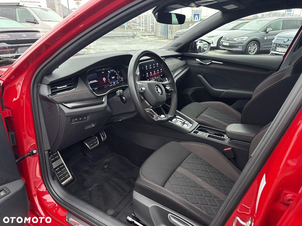Skoda Octavia 2.0 TDI RS DSG - 9