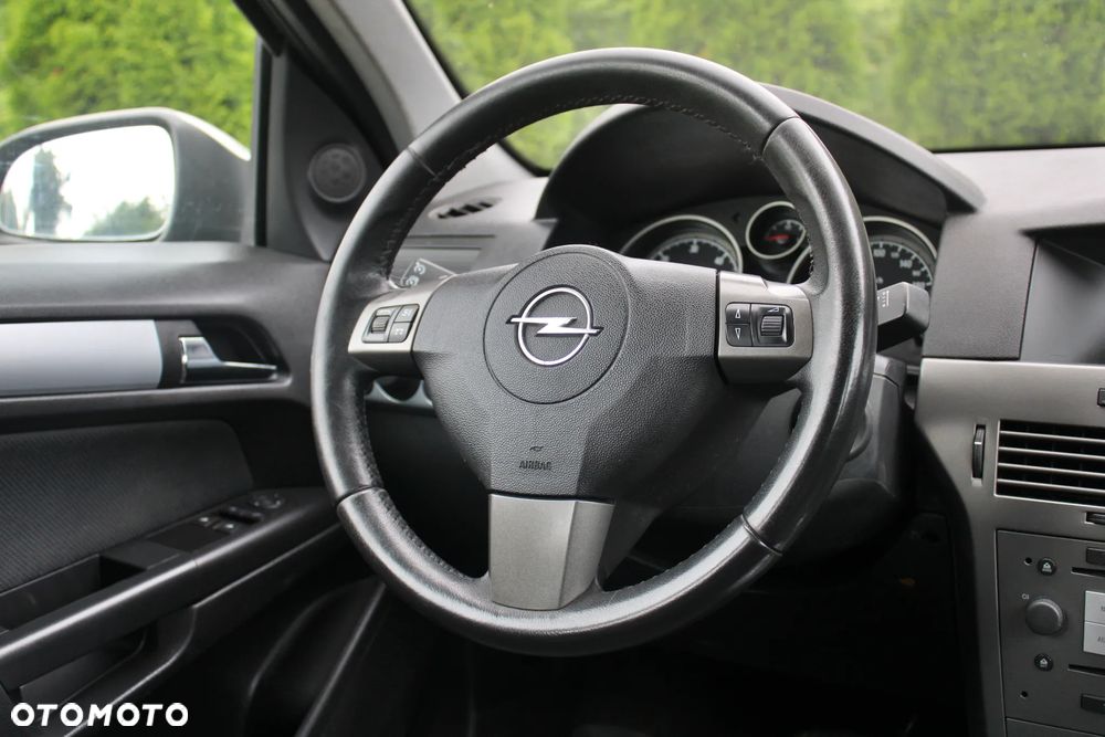 Opel Astra 1.9 CDTI DPF Automatik Edition - 21