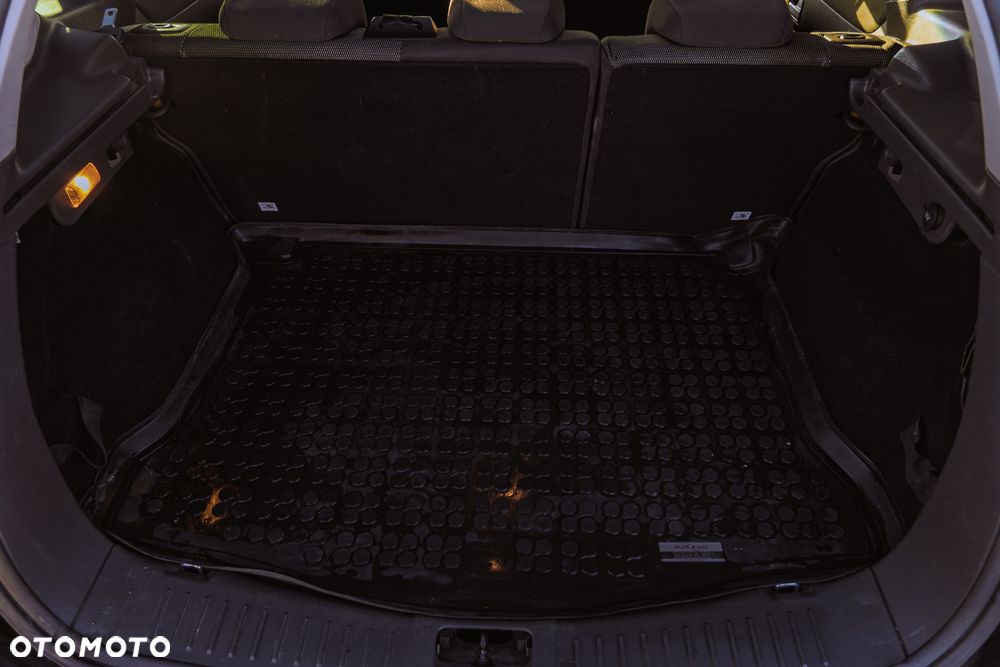 Ford Kuga 2.0 TDCi 4x4 Trend - 14