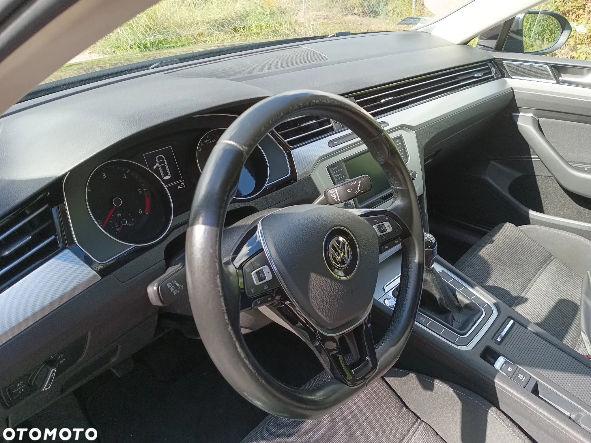 Volkswagen Passat 2.0 TDI BMT Comfortline - 21