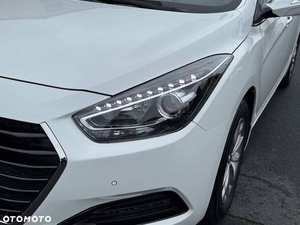 Hyundai i40 Kombi blue 1.7 CRDi Style - 20
