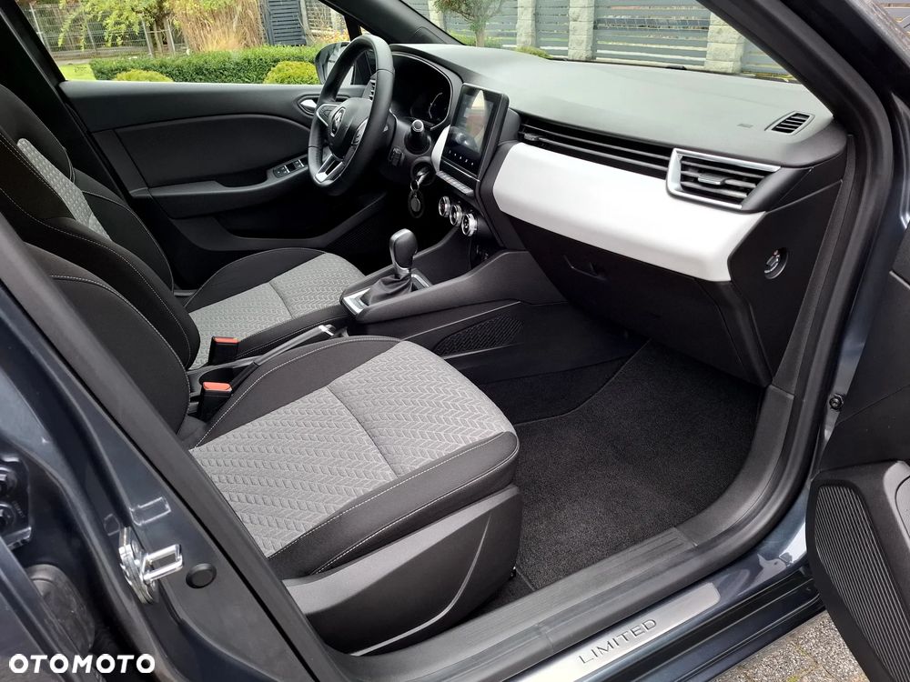 Renault Clio 1.6 E-TECH Techno - 14