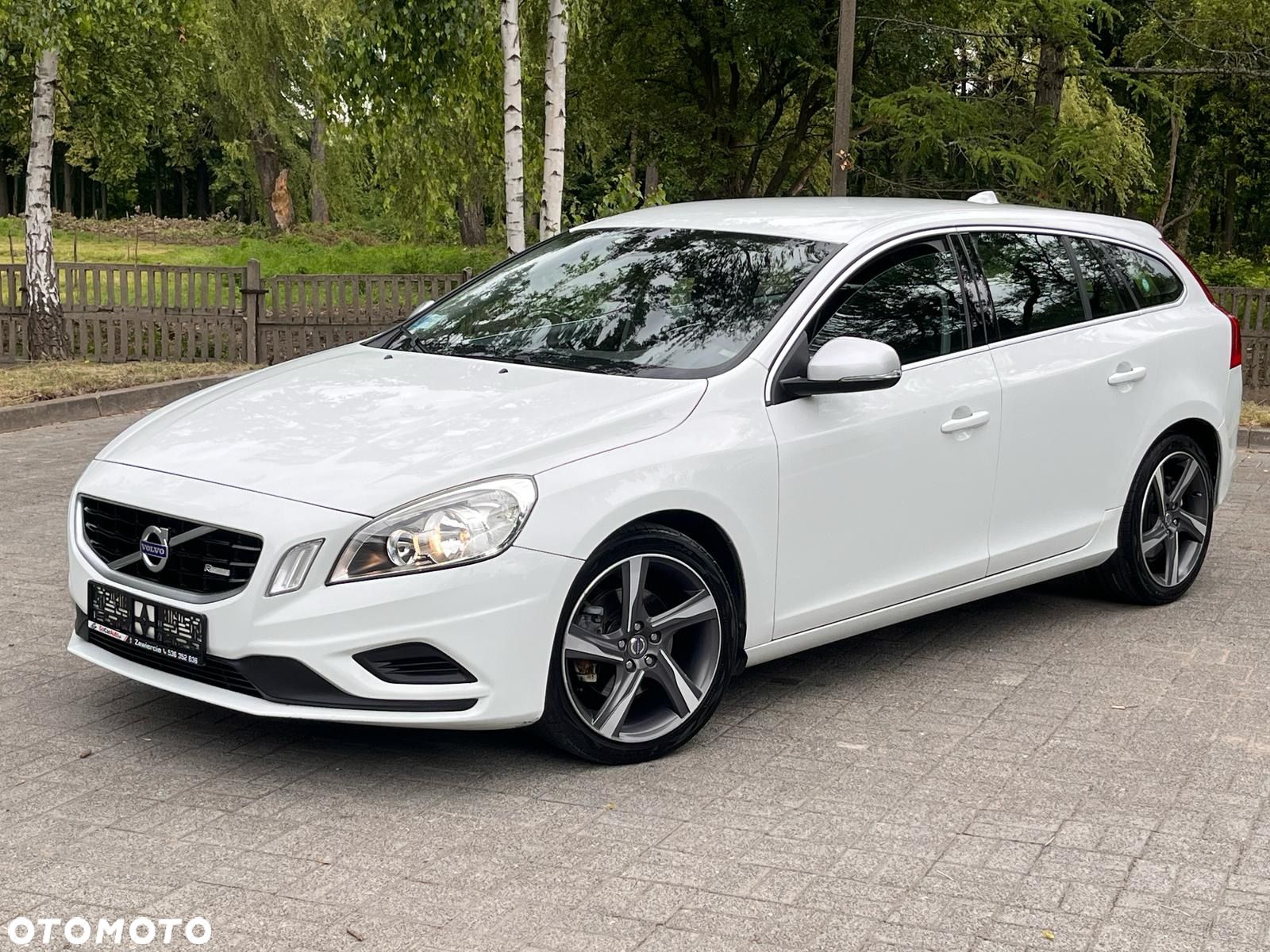Volvo V60 D3 Geartronic RDesign - 1