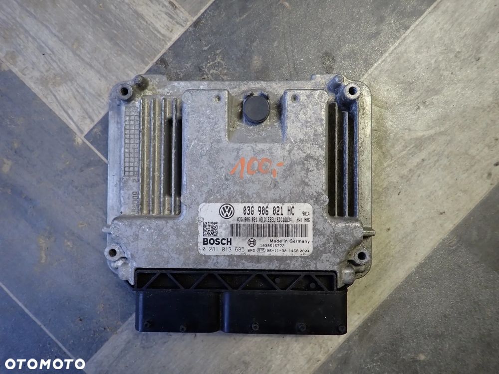 VW GOLF V KOMPUTER STEROWNIK SILNIKA 03G906021HC - 1