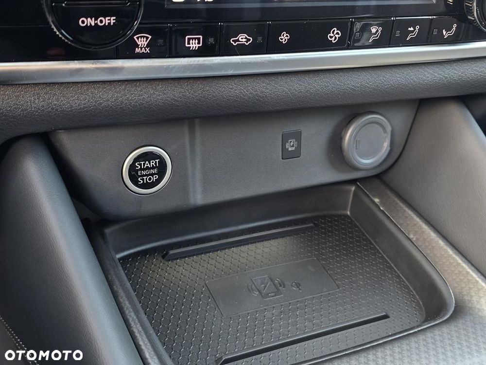Nissan Qashqai 1.3 DIG-T MHEV N-Connecta Xtronic - 19