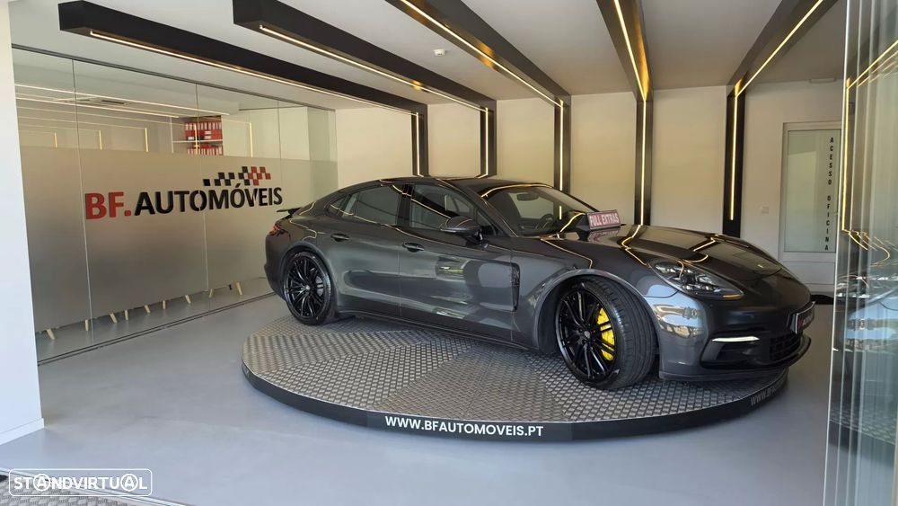 Porsche Panamera 4 S - 9