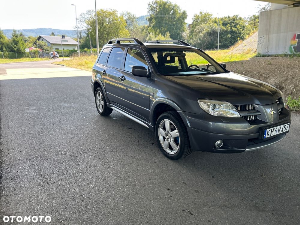 Mitsubishi Outlander 2.4 Intense - 3