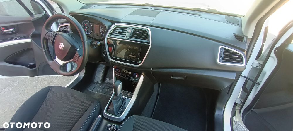Suzuki S-Cross - 30
