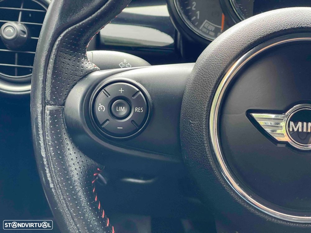 MINI 5 Portas Cooper S - 35