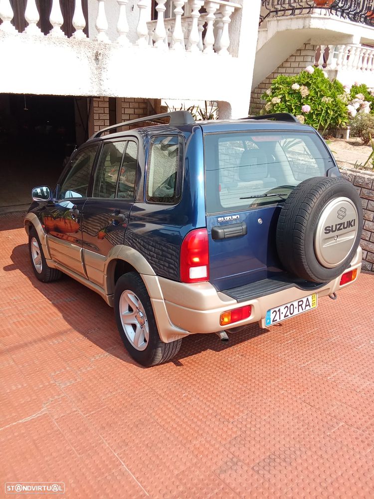 Suzuki Grand Vitara Metal Top 2.0 TDi - 11